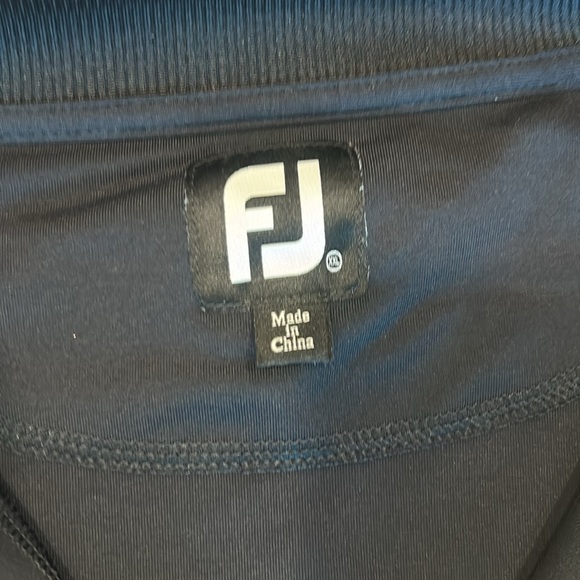 Footjoy 2X quarter zip - Picture 2 of 4